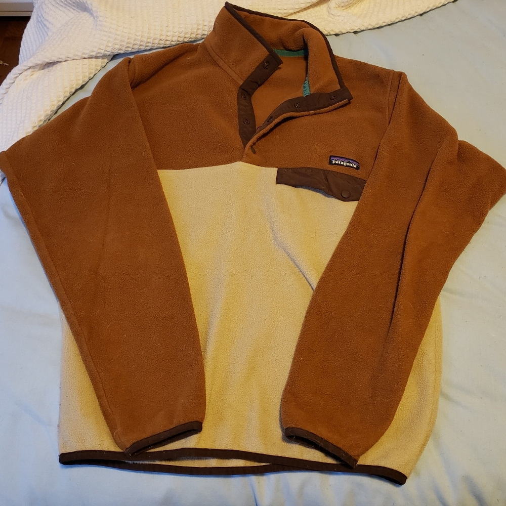 Patagonia half button fleece